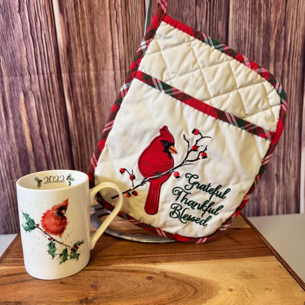 Royal Worcester Wrendale Designs Mug & Pot Holder Set Unisex OS White Cardinal